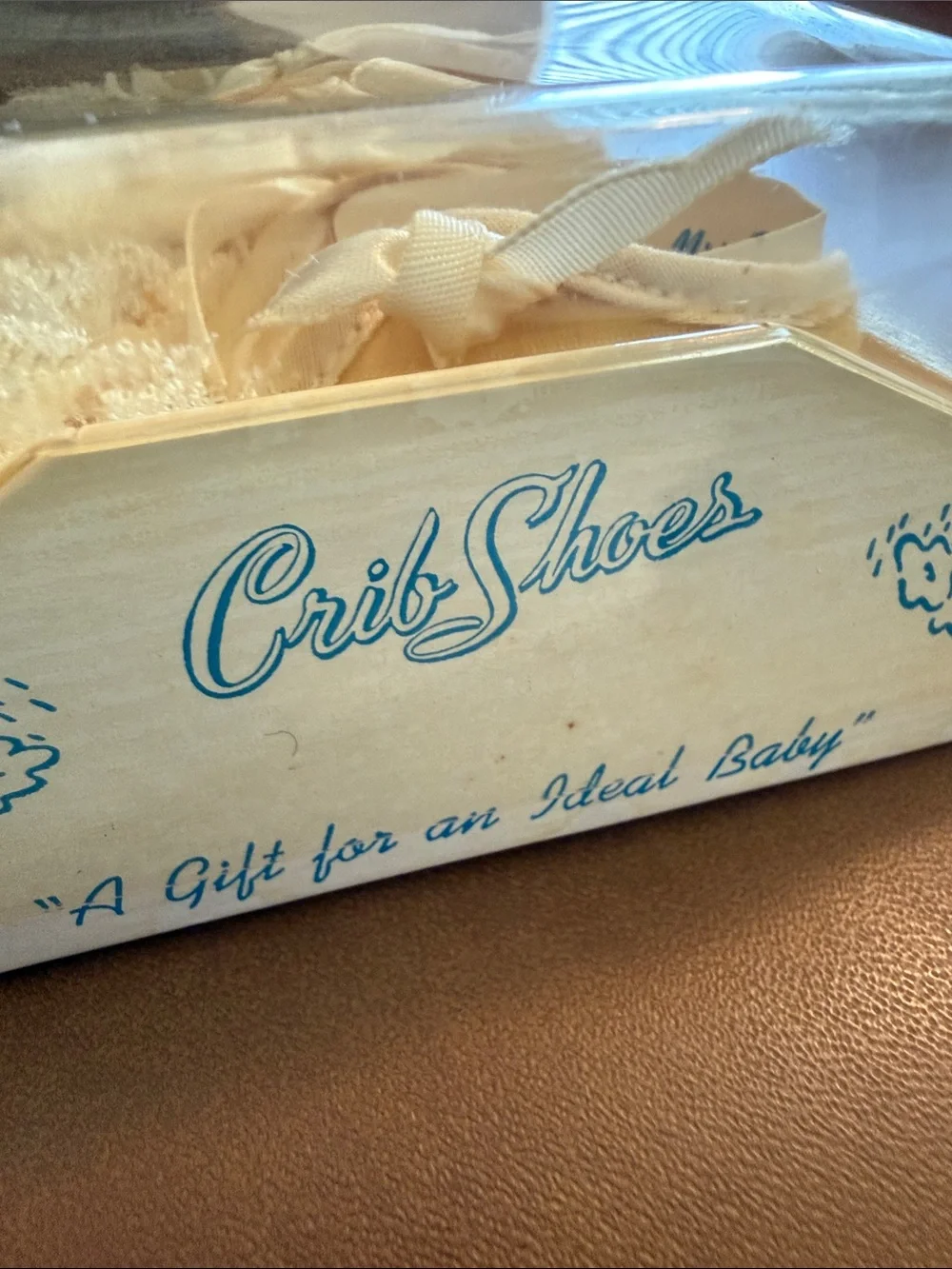 NWT Vintage 1960’s Mrs. Days Ideal Nany Shoe Co. Crib Shoes, size 0, baby/doll